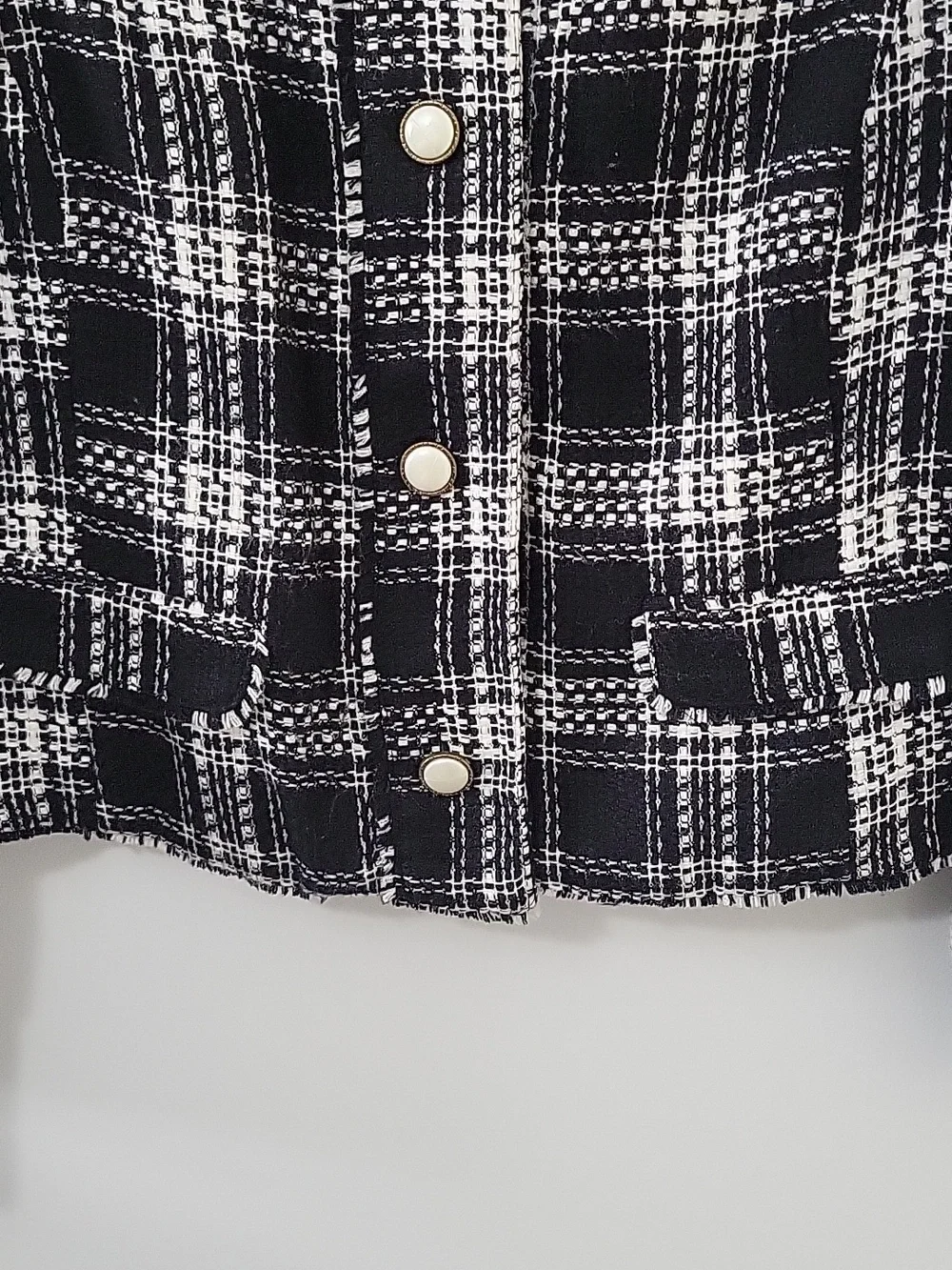 White House Black Market Plaid Tweed Jacket, Size 14 - Picture 4 of 8